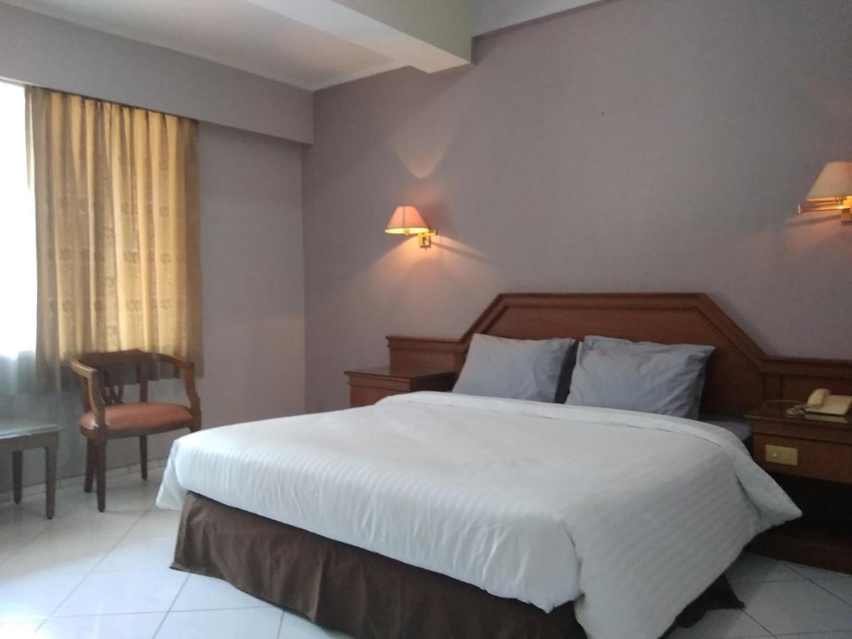 K-Style Eco Hotel Jakarta Exteriör bild